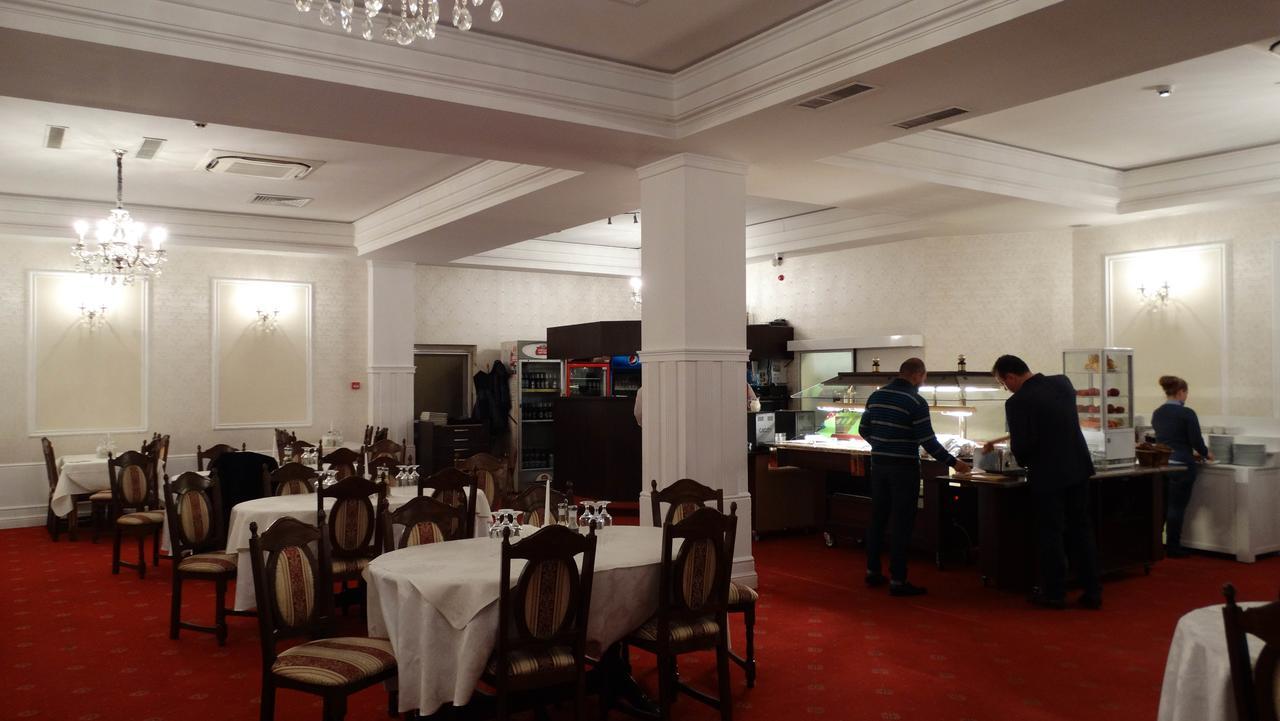 Hotel Europa Baia Mare Exterior photo
